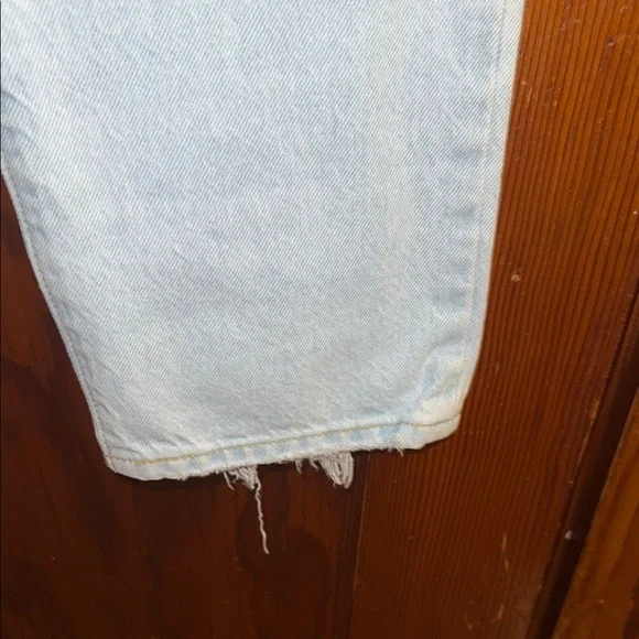 Levi's Women’s 501 Skinny Light Denim Jeans - Picture 7 of 13